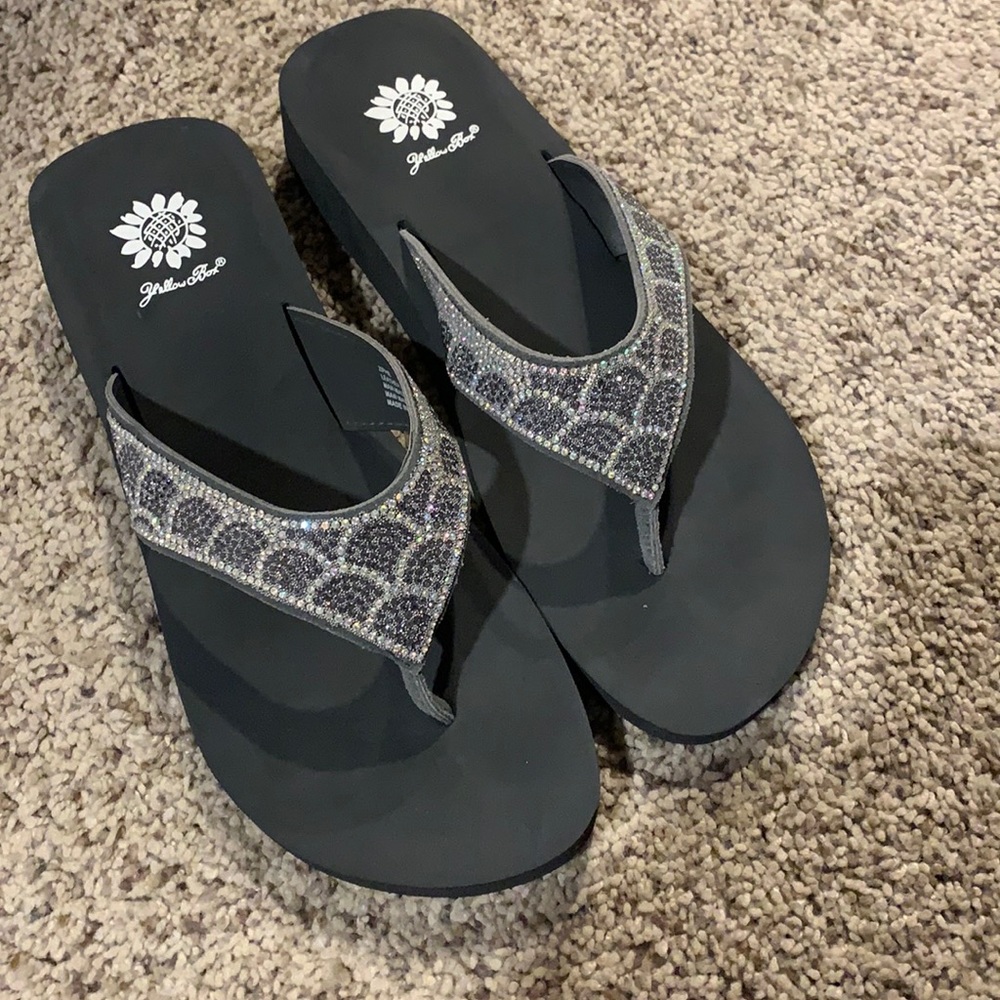 Yellow box flip flops New without box